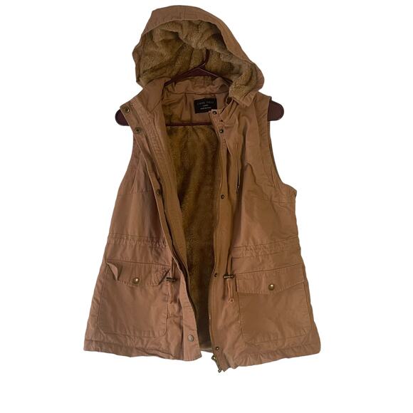 Love Tree Women's Size Large Tan Utility Faux Fur Hooded Button Up Vest - Picture 1 of 9